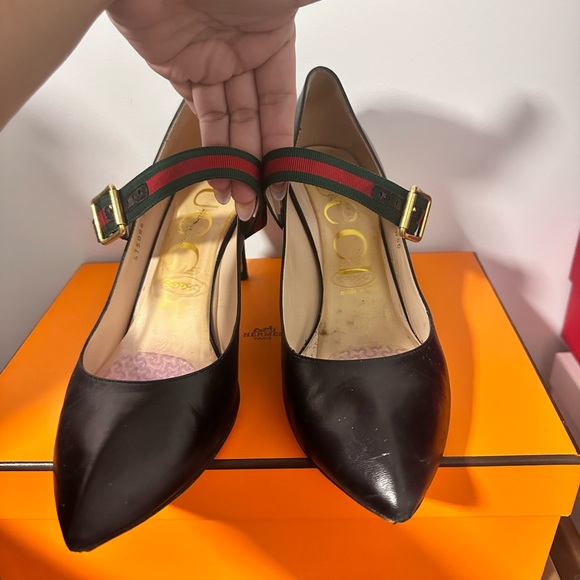 Gucci Heels - Picture 4 of 4